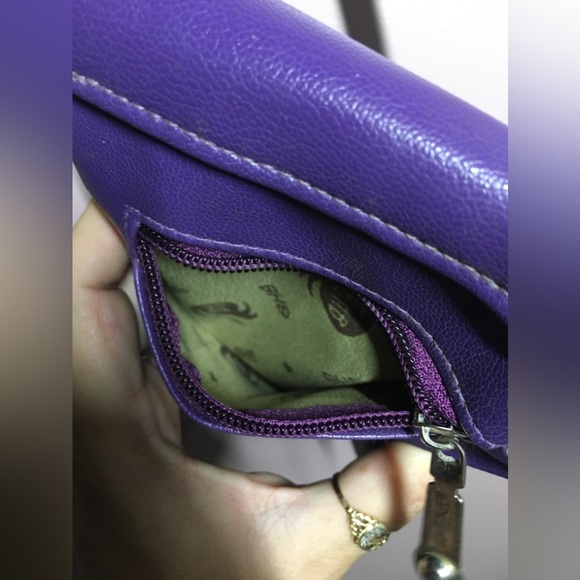 BHB Crossbody - Picture 7 of 11